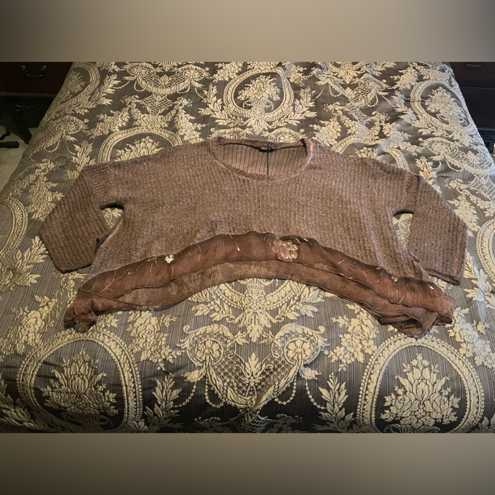 Lola Knit Sweater Warm Brown Sand Wrap Size M/L Great Condition! NWT!